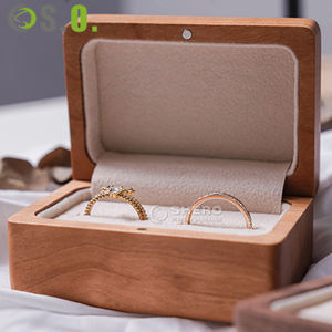Boîte à bagues élégante personnalisée en bois, boîte à bijoux haut de gamme en bois, boîte à bagues en bois pour diamants, boîte à vin en bois de haute qualité, boîte de rangement en bois - Product Image 6