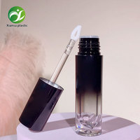 Vente en gros usine – Tube de brillant à lèvres vide de haute qualité 6 ml avec bouchon à vis, flacon d'huile à lèvres dégradé noir, emballage personnalisable avec logo