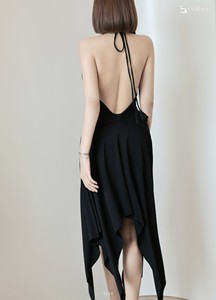 เดรสผู้หญิงแบบขายส่ง คอ halter ยาวปานกลาง เปิดหลัง ชายกระโปรงไม่สมมาตร ผ้าสเตรช รัดรูป รุ่น ET3444 - Product Image 2