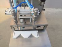 Remplisseur de crème cosmétique à double tête Remplisseur de lotion pommade Machine de remplissage semi-automatique de pâte de miel