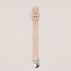 Vente en gros usine : Attache-tétine minimaliste en cuir PU, mignonne, noire, en forme d'animal, cadeaux de naissance - Product Image 3