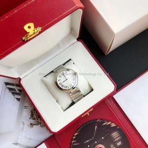 Montre automatique pour homme avec affichage de la date, chiffres romains, design de couronne à billes à droite, bracelet en acier doré, cadran texturé doré - Product Image 3