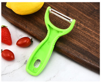 Scherpe handmatige PP roestvrijstalen Y-vormige groente- en fruitenschiller Keukengereedschap Aardappelen Uien Groenten Handheld