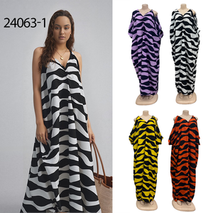 ชุดเดรสแฟชั่นฤดูร้อนปี 2026 สำหรับ<span class=keywords><strong>ผู้หญิง</strong></span> ดีไซน์หรูหราและลำลอง ลายพิมพ์ คอเหลี่ยม แขนสั้น ขายส่ง - Product Image 3