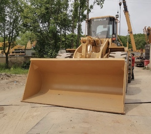 Chargeuse sur pneus Caterpillar 966F de 9 tonnes, équipement de construction d'occasion avec moteur Cummins - Product Image 3
