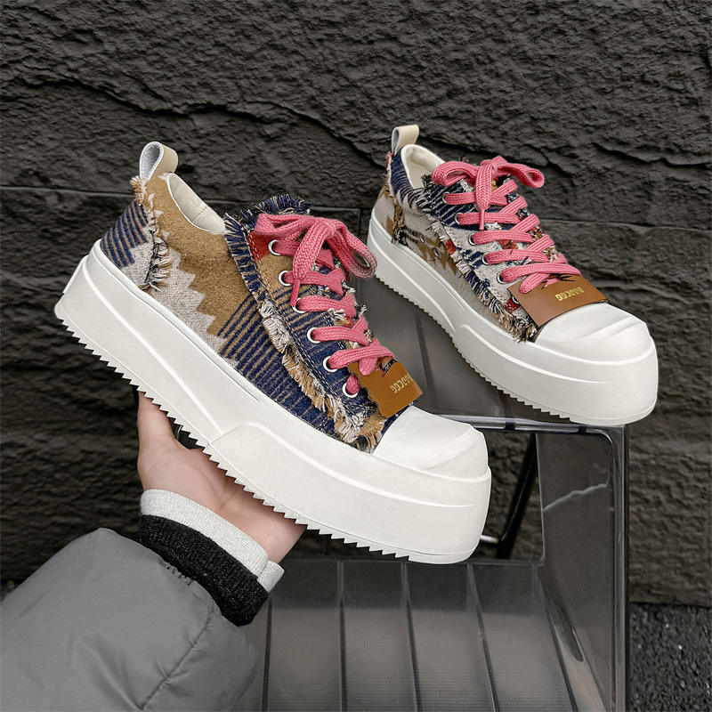 สีน้ำตาล