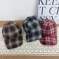 Casquette de baseball vintage à carreaux pour femme, nouvelle collection automne, style décontracté, visière incurvée simple, effet amincissant pour le visage, tendance