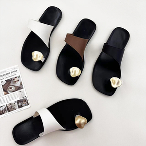 Sandali Donna All'ingrosso di Lusso Estivi in Gomma con Plateau - Nuovo Stile - Product Image 5