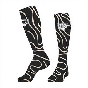 Chaussettes de football pour jeunes hommes, personnalisables avec logo, anti-dérapantes, respirantes, hauteur genou, en promotion sur TikTok - Product Image 1