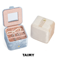 Boîte à bijoux en velours personnalisable avec logo, carrée, double couche, à rabat, portable, avec miroir, pour bagues, boucles d'oreilles, colliers, bracelets