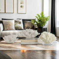 Vente en gros de sculpture de corail en résine artificielle et modèle d'aquarium à base acrylique pour la décoration de la maison et de l'hôtel thème de l'océan et de la nature
