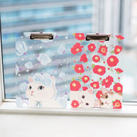 Vente en gros de dossiers en carton pour presse-papiers A4 Couverture rigide multicolore Conception de clips à ressort Technique d'injection pour le printemps