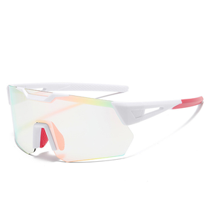 Lunettes de <span class=keywords><strong>cyclisme</strong></span> sportives à changement de couleur photographique TR90, coupe-vent, anti-éblouissement, tendance, pour hommes et femmes, vente en gros d'usine - Product Image 2