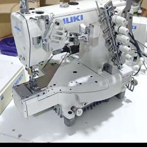 Nouvelle machine à coudre industrielle à point de recouvrement à trois aiguilles et cinq fils Juki MF-7923 à lit cylindrique - Product Image 3