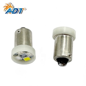 ADT OEM Exclusif 4 LED 2835 SMD Baïonnette # 44 # Ampoule LED rouge flamme 47 BA9S 6.3V pour flipper - Product Image 4