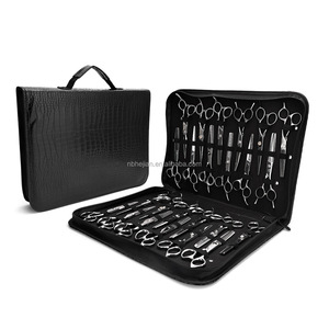 Estuche Exhibidor y Organizador de Tijeras de Peluquería para 24 Piezas, de Cuero Sintético PU con Logotipo Personalizable - Product Image 4