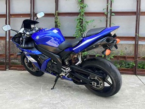 Motocicleta Yamaha YZF-R1 de Segunda Mano, Gasolina, 4 Cilindros, Refrigeración por Agua, 1000cc - Motocicletas Deportivas - Product Image 5