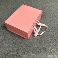 Kundendefinierte glänzende rosa geschenkbox aus Papier mit magnetverschluss für Kleidung mit Bandgriff rechteckige faltbare Verpackungsbox für Kleidung Schuhe