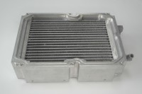 Profilé d'extrusion d'aluminium personnalisé refroidisseur d'eau en aluminium radiateur de refroidissement par eau liquide en aluminium