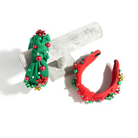 Serre-tête de Noël pour chat, style rétro, rouge et vert, orné de perles et de strass, design élégant et festif, décoration capillaire