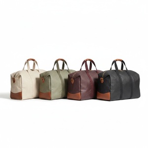 Sac de voyage de luxe Oxblood Tyvek décontracté avec garniture en cuir cognac, fermeture éclair en laiton antique, logo personnalisé - Product Image 6