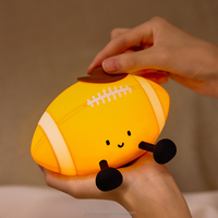 Lampe LED portable en silicone en forme de mini ballon de rugby, rechargeable par Type-C, lumière tactile, lumière de nuit blanc chaud, intensité réglable pour enfants, mobile