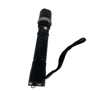 Tự Vệ <span class=keywords><strong>Zoom</strong></span> Đèn Pin Tactical <span class=keywords><strong>Torch</strong></span> Sạc Đa Chức Năng Ánh Sáng Với Đầu Tấn Công - Product Image 4