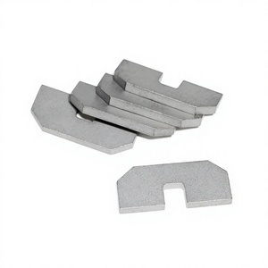 Cuchilla de Carburo Perfilada a Medida 2.8*15*37mm para Trituradoras y Piezas de Protección Antidesgaste - Product Image 1