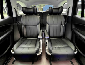 Sièges de voiture électriques en cuir de luxe VIP Aero Hycross inclinables en gros pour la vente - Product Image 3