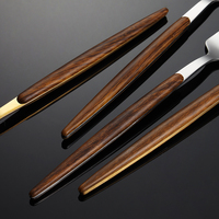 Vaisselle portable de luxe en acier inoxydable avec manche en bois, or et argent Couverts Argenterie Fourchette Cuillère Couteau Couverts Coffret