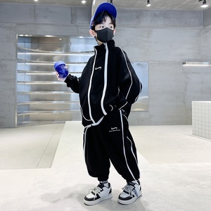Ensemble de vêtements de sport décontractés pour garçons OEM ODM avec fermeture éclair, <span class=keywords><strong>sweat</strong></span>-shirt élégant et tendance pour le printemps et l'automne, tenue à la mode pour enfants - Product Image 1