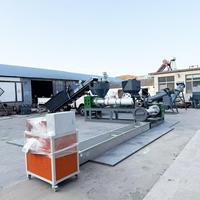 Granulateur électrique à vis simple pour le recyclage des déchets plastiques avec moteur PLC et roulement pour EVA LLDPE PPR (Débit de 80 à 800 kg/h)