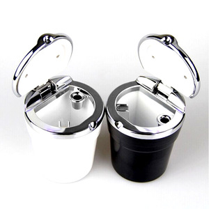 Creative Car Ashtray Flip Design With Lamp Plastic Portable For Vehicle <b>Interior</b> <b>Accessory</b> 9.3x7.3 Cm - Product Image 1