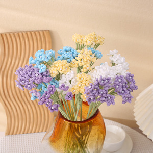 Bouquet de fleurs artificielles en polyester et fil perlé, style « Baby's Breath », crocheté par Kexiang, pour décoration de mariage et utilisation sur table. - Product Image 2