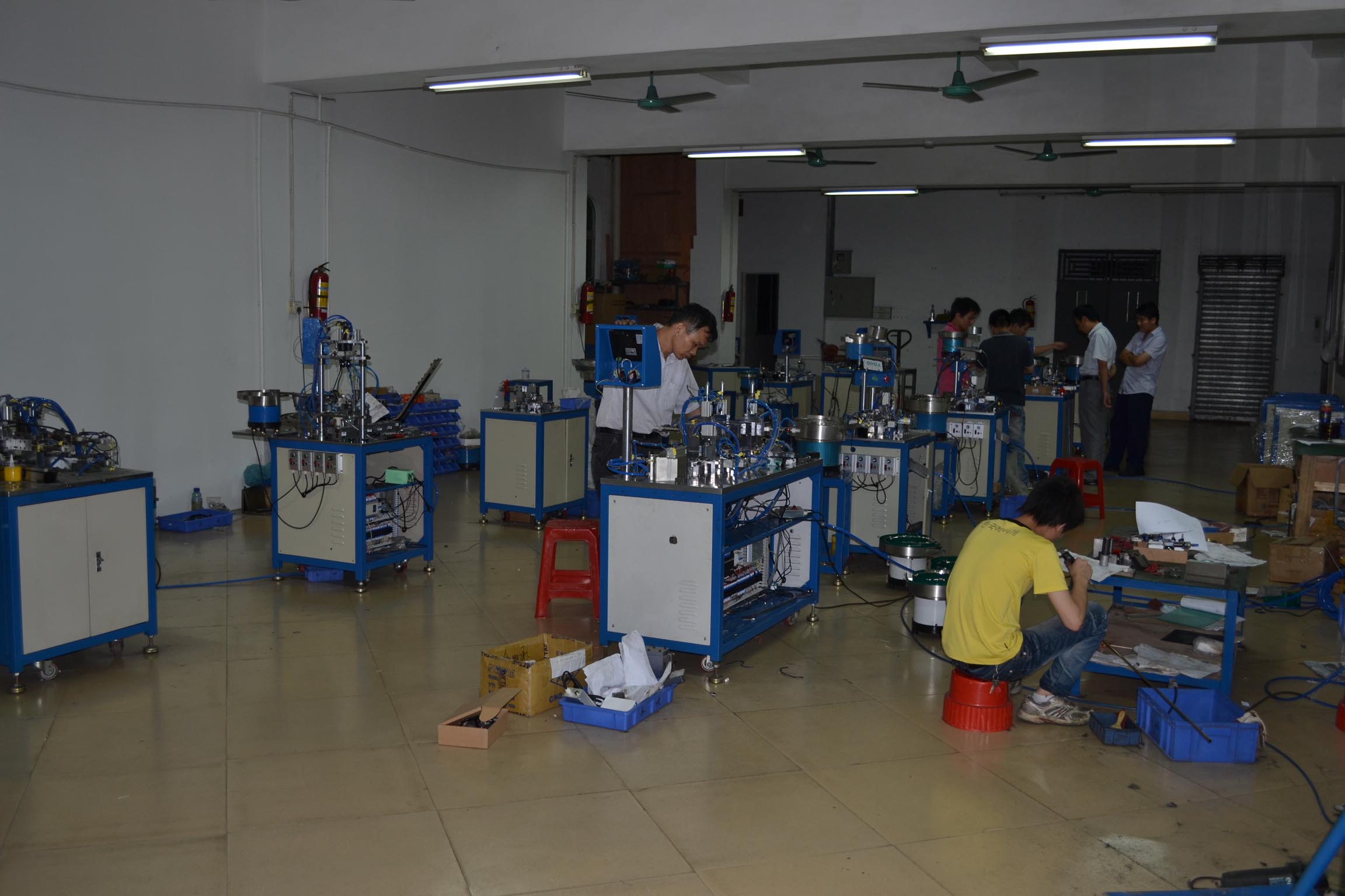 B002 Indice de rugosité de la route RSP Équipement d'essai Profilomètre Autoroutes Compteur d'uniformité continu à huit roues