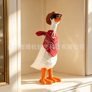 Décorations en feutre en forme de canard mignonnes pour la Saint-Patrick, ornements de bureau pour la maison, emballage individuel, style moderne pour le salon - Product Image 4