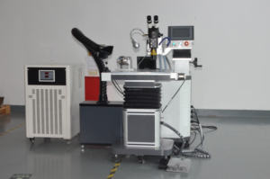 Vente chaude 60W/200W Soudeuse par points de bijoux de haute précision Nouvelle série Laser pour une liaison précise de bijoux - Product Image 3