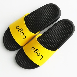 <span class=keywords><strong>Chanclas</strong></span> Ligeras y Elegantes para <span class=keywords><strong>Hombre</strong></span>, Verano/Invierno <span class=keywords><strong>2022</strong></span>, Sandalias y <span class=keywords><strong>Chanclas</strong></span> <span class=keywords><strong>de</strong></span> PVC con Logotipo Personalizado, Resistentes al Agua, con Masaje - Product Image 2