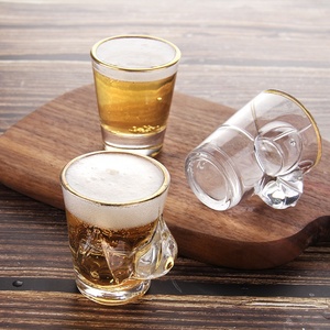 Verre à shot de 2 oz avec design de décalcomanie personnalisé pour la vodka et le <span class=keywords><strong>whisky</strong></span>, verres à shot sexy pour la tequila pour bar, verre changeant de couleur - Product Image 6
