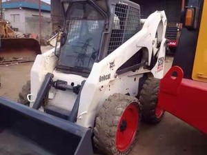 Cargadora de Ruedas Bobcat S250 de Segunda Mano, 88% Nueva, en Condiciones de Minicargadora, para Agricultura, Construcción y Uso Agrícola - Product Image 3