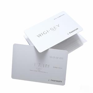 บัตรพีวีซีกันน้ำสุดหรูขายดี พร้อมเทคโนโลยี RFID/NFC บัตรชำระเงินและบัตรสมาชิกโรงแรมแบบกำหนดเองได้ - Product Image 3