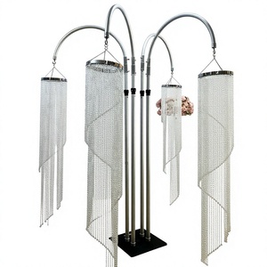 Support de lustre personnalisé à 4 têtes, décoration de fond pour événements de mariage, support de lustre en métal argenté - Product Image 1