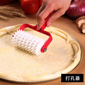 Pizza foro puncher di Grado Alimentare di Plastica di Rotolamento Pin 120 centimetri di Larghezza 8 Righe Ingranaggio Rotante Pizza di Cottura Strumento - Product Image 2