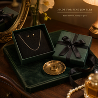 Boîte d'emballage cadeau en carton personnalisée avec logo pour bijoux, montres, lunettes, avec insert en mousse noire et ruban en satin, vente en gros