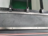 Machine de découpe laser à fibre entièrement fermée en métal de petite taille 6060 6090 600*600mm