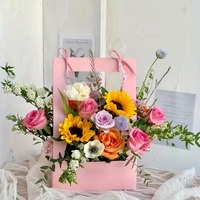 Boîtes cadeaux pour bouquets de fleurs en papier kraft écologiques et recyclables, avec poignée, laminage mat et gaufrage pour emballages de Noël