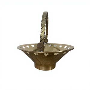 Cesta de Almacenamiento de Frutas de Latón Color Dorado, Diseño Estándar, de la Mejor Calidad, Forma Redonda, del Fabricante en India - Product Image 1
