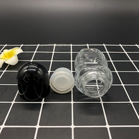 Chine Vente en gros Forme unique 30ml 50ml Rouleau de parfum d'huile essentielle cosmétique portable sur bouteille en verre avec boule roulante en métal