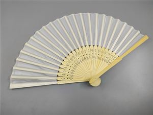 Éventail de mariage de 21 cm prêt à être expédié, éventail pliant vierge en bambou et tissu, idéal pour les cadeaux de mariage - Product Image 2