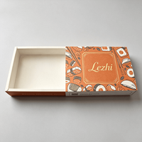 Boîte à sushi japonaise jetable de qualité alimentaire en papier personnalisée avec compartiments pour la vente en gros